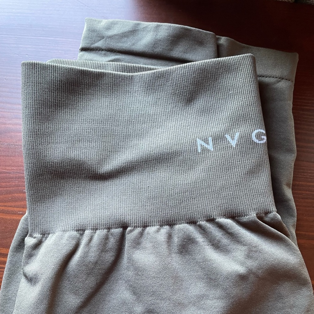 Nvgtn OLIVE solid seamless leggings